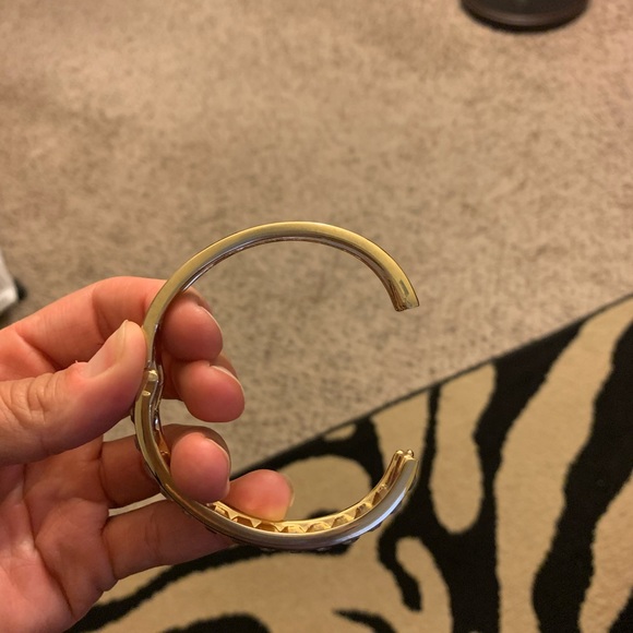 New with tag Bebe watch with matching bangle - Picture 5 of 6